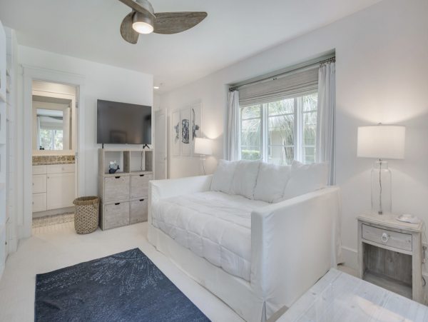 Luxury Four Bedroom Four bathroom Pool Home