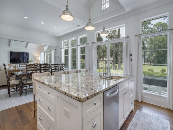 Luxury Four Bedroom Four bathroom Pool Home