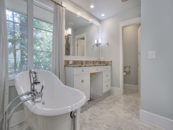 Luxury Four Bedroom Four bathroom Pool Home