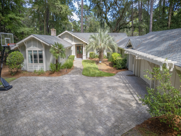 Luxury Four Bedroom Four bathroom Pool Home