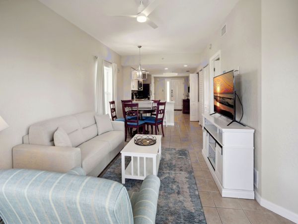 Beachfront Two Bedroom Vacation Rental in Treasure Island