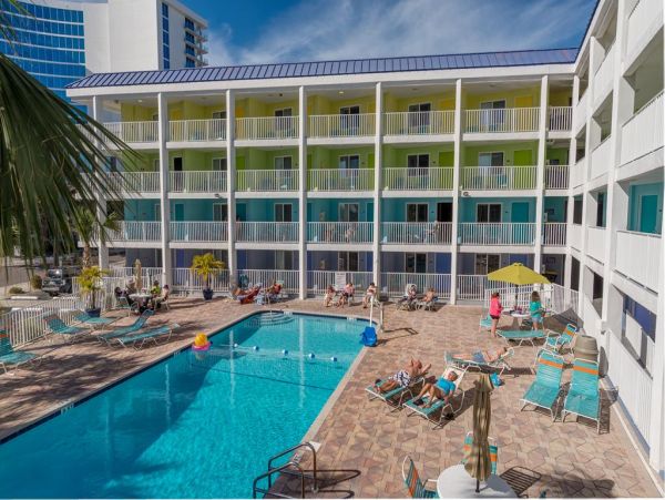 Clearwater Beach Bedroom Suite Short Walk to Beach