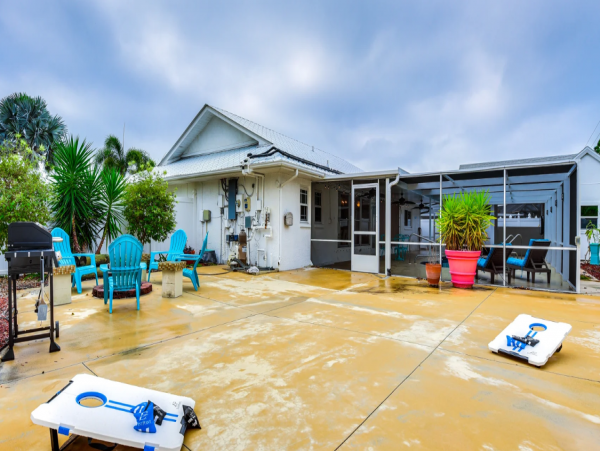 Charming Bradenton Vacation Rental with Private Pool