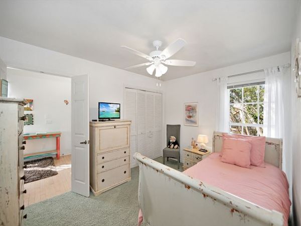 Beautiful Best Luxury Vacation Pool Home Sleeps Four Bedroom