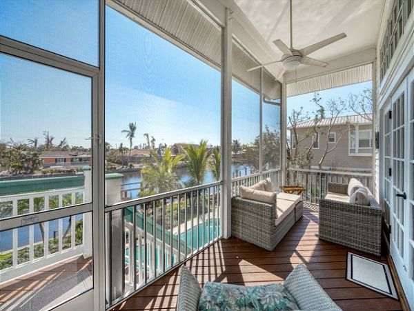 Beautiful Best Luxury Vacation Pool Home Sleeps Four Bedroom