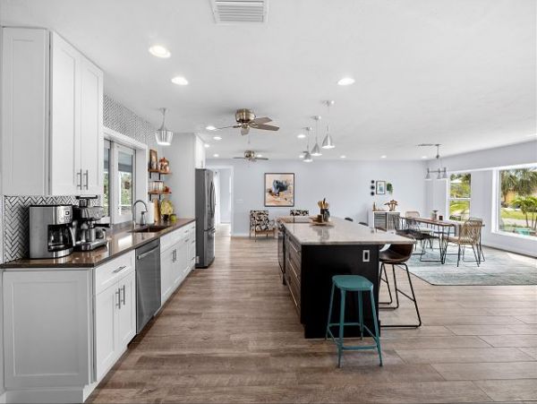 Sanibel 3 Bedroom Vacation Home with Private Pool