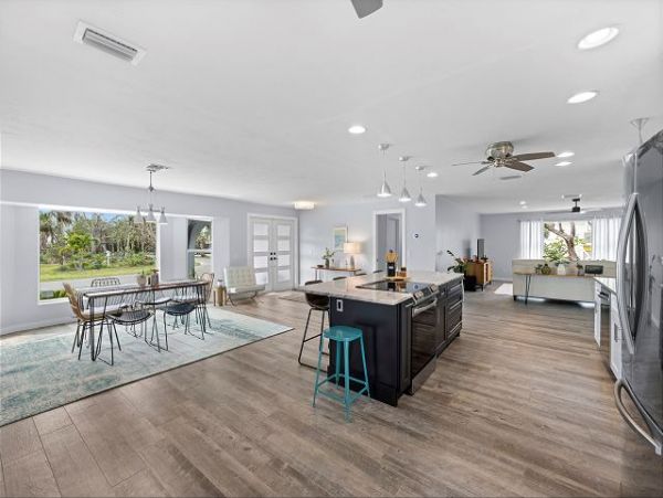 Sanibel 3 Bedroom Vacation Home with Private Pool