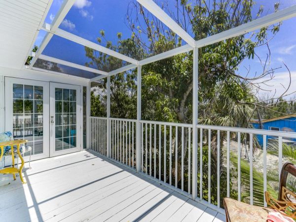 Charming Vacation Home in Sanibel Three Bedroom