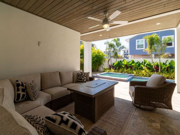 Brand New Beach Vacation Home Seven Bedroom Walk to Beach
