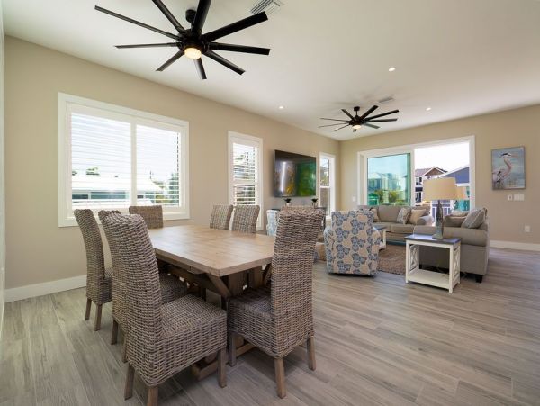 Brand New Beach Vacation Home Seven Bedroom Walk to Beach