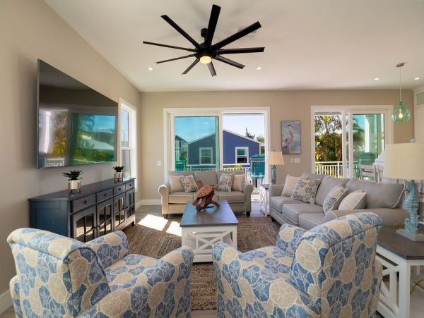 Brand New Beach Vacation Home Seven Bedroom Walk to Beach