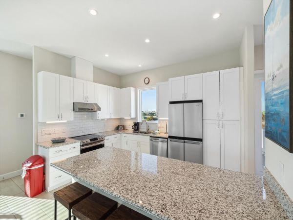 Six Bedroom Vacation Rental Pensacola Beach Sleeps 25