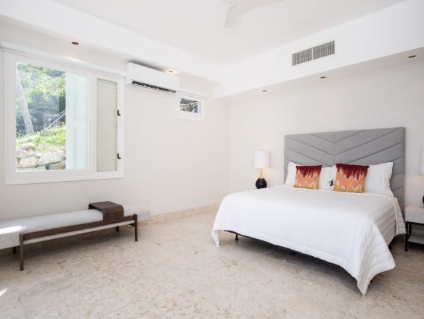 Oceanfront St. Thomas Vacation Home
