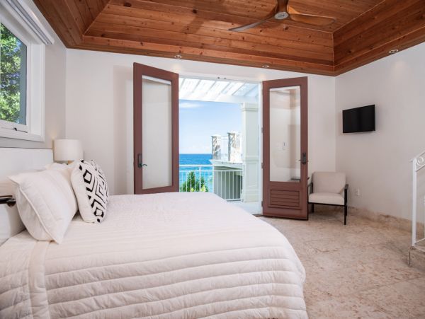 Oceanfront St. Thomas Vacation Home