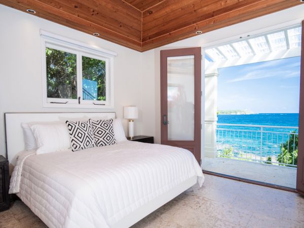Oceanfront St. Thomas Vacation Home