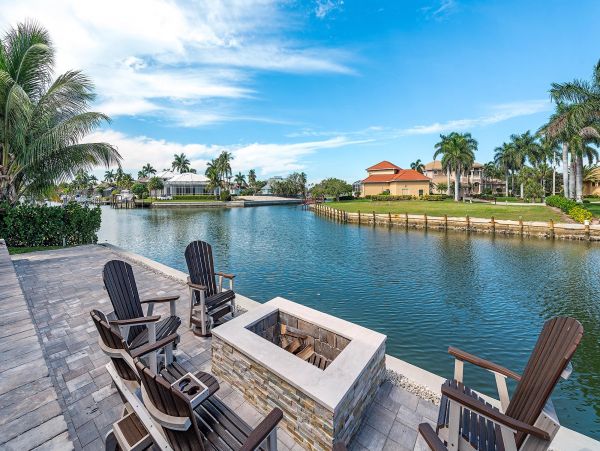 Gorgeous Marco Luxury Vacation Pool Home