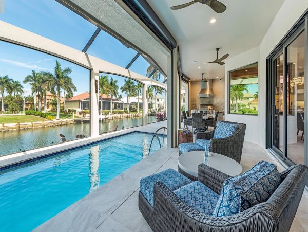 Gorgeous Marco Luxury Vacation Pool Home