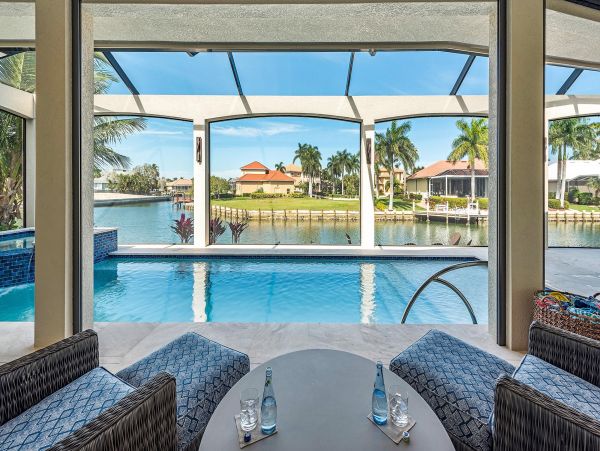 Gorgeous Marco Luxury Vacation Pool Home