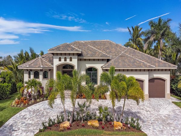Gorgeous Marco Luxury Vacation Pool Home