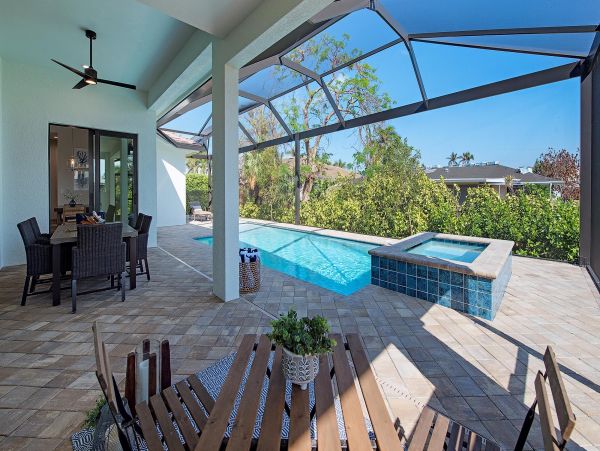 Marco Island Vacation Home Walk to Beach