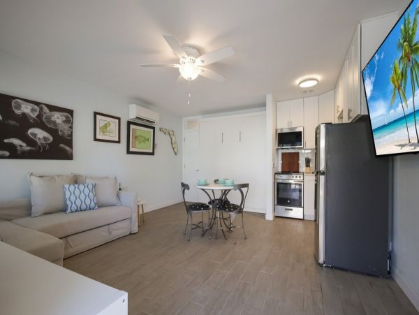 Lovely Studio in Holmes Beach Sleeps 2