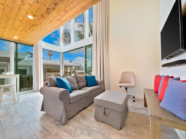 Luxurious San Diego Getaway with Great Amenities