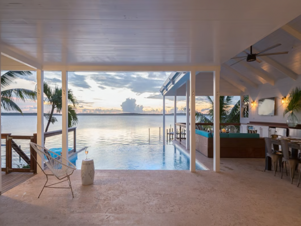 Elegant 8 Bedroom Perfect Getaway in Bahamas