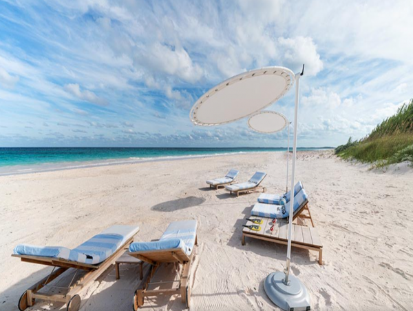 Beachfront Luxury Vacation Rental in Bahamas