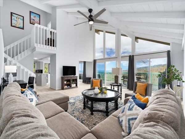 Honolulu Vacation Home with Ocean Vews & Private Pool Sleeps 8 Guests