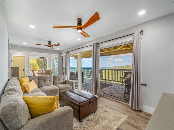 Honolulu Vacation Home with Ocean Vews & Private Pool Sleeps 8 Guests
