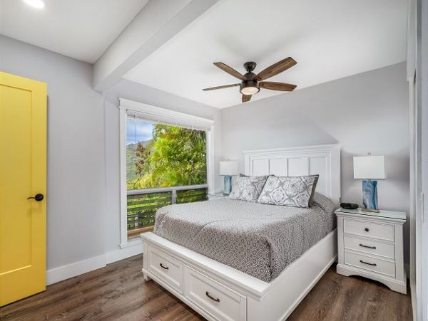 Honolulu Vacation Home with Ocean Vews & Private Pool Sleeps 8 Guests