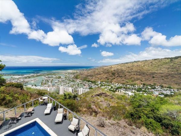 Honolulu Vacation Home with Ocean Vews & Private Pool Sleeps 8 Guests