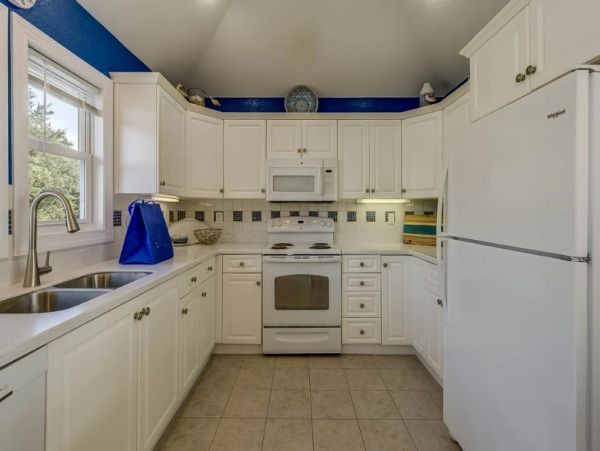 Great Corolla Vacation Rental Home Six Bedrooms Sleeps 12
