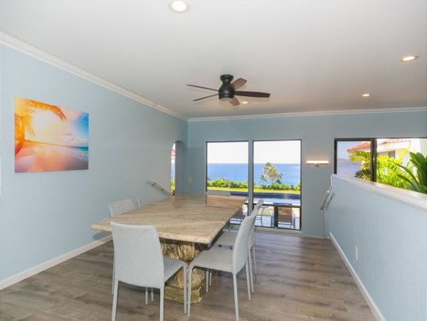 Honolulu Vacation Home with 4 Bedroom, Pool & Sunset Views