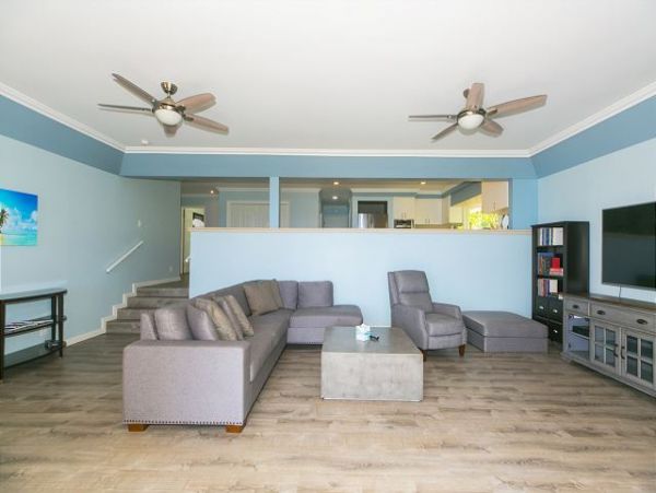 Honolulu Vacation Home with 4 Bedroom, Pool & Sunset Views