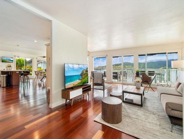 Hawaii Kai Vacation Home with Four Bedrooms & Private Pool