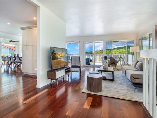 Hawaii Kai Vacation Home with Four Bedrooms & Private Pool