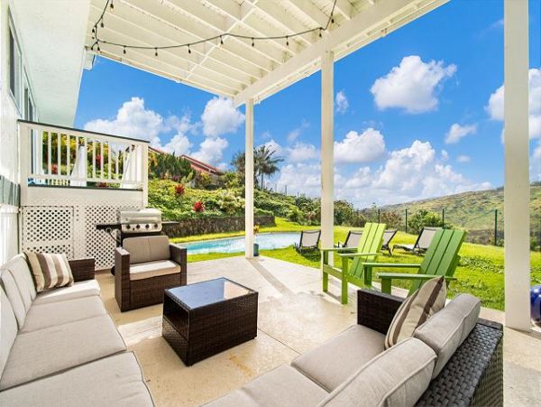 Hawaii Kai Vacation Home with Four Bedrooms & Private Pool