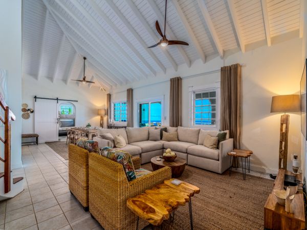 St Thomas Magnificent Pool Villa 5 Bedroom & Ocean Views