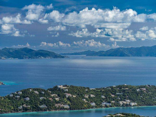 St Thomas Magnificent Pool Villa 5 Bedroom & Ocean Views