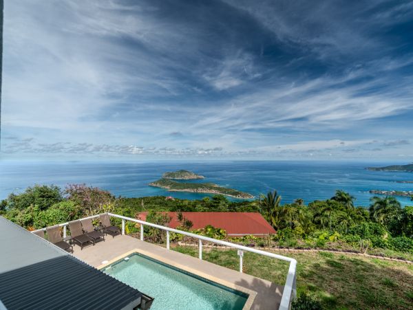 St Thomas Magnificent Pool Villa 5 Bedroom & Ocean Views