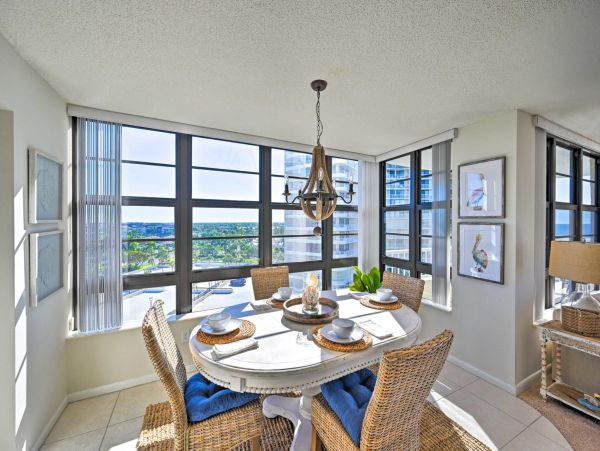 Enjoy a Top-Notch Beachfront Location at this 2 Bdrm Condo in Marco Island