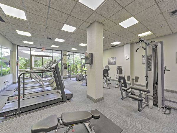 Enjoy a Top-Notch Beachfront Location at this 2 Bdrm Condo in Marco Island