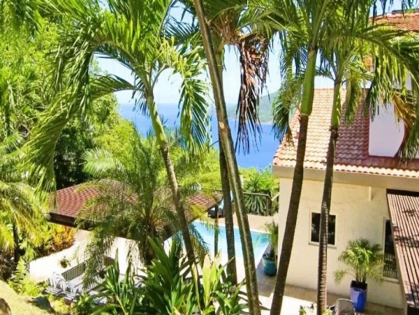 St. Thomas Vacation Pool Home 5 Bedrooms Sleeps 12 Guests