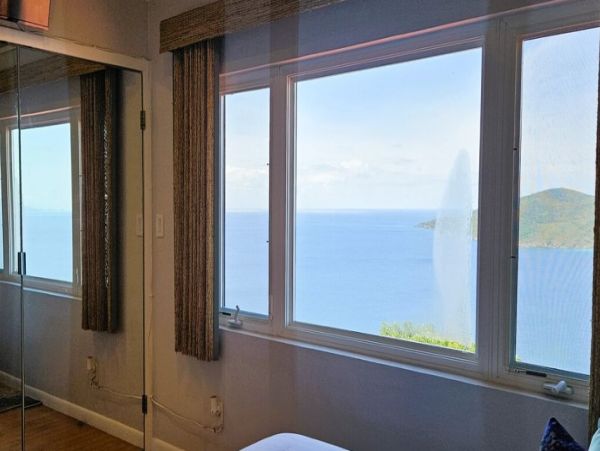 St. Thomas Vacation Pool Home 5 Bedrooms Sleeps 12 Guests