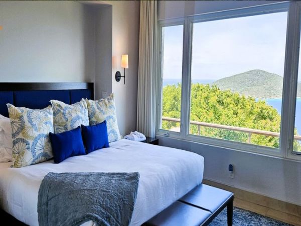 St. Thomas Vacation Pool Home 5 Bedrooms Sleeps 12 Guests