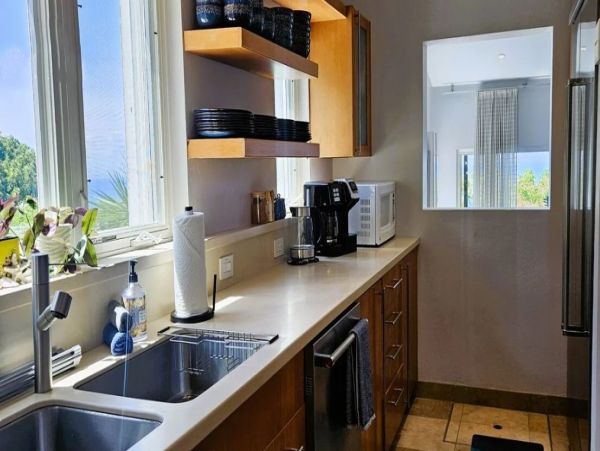 St. Thomas Vacation Pool Home 5 Bedrooms Sleeps 12 Guests
