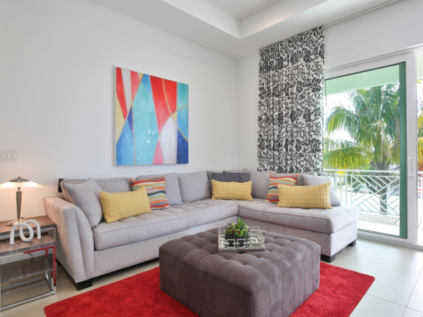 Bradenton 3 Bedroom Rental with Pool & Canal Views Sleeps 6