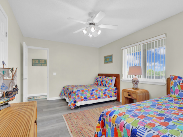 Beachfront Panama City Beach 2 Bedroom Condo Sleeps 6 Guests