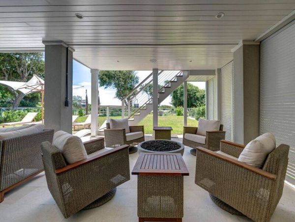 Isle of Palms Luxury 6 Bedroom Pool Home Sleeps 12 Guests